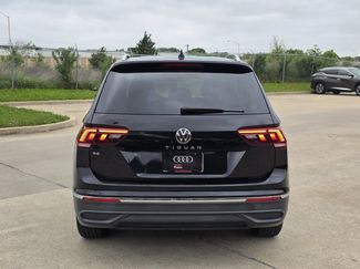 Used 2022 Volkswagen Tiguan SE video 3