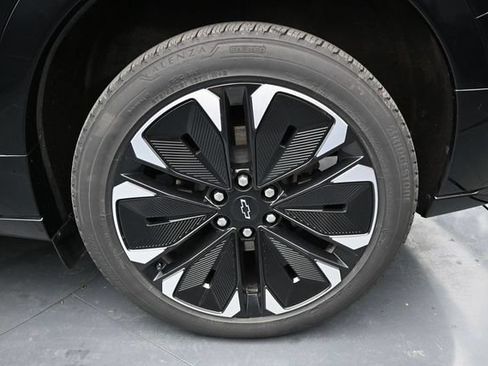 Used 2024 Chevrolet Blazer EV RS AWD/4WD image 10
