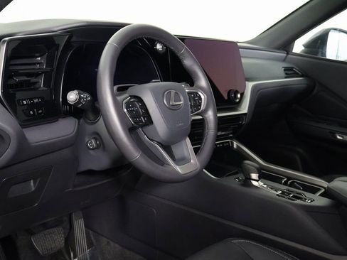 Certified 2025 Lexus TX 350 FWD w/ Convenience Package image 7