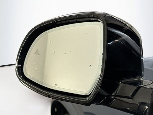 Used 2022 BMW X5 xDrive40i w/ Premium Package image 16