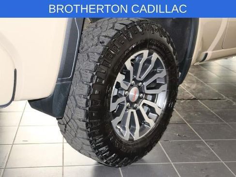 Used 2023 GMC Sierra 1500 AT4 w/ AT4 Premium Package AWD/4WD image 16
