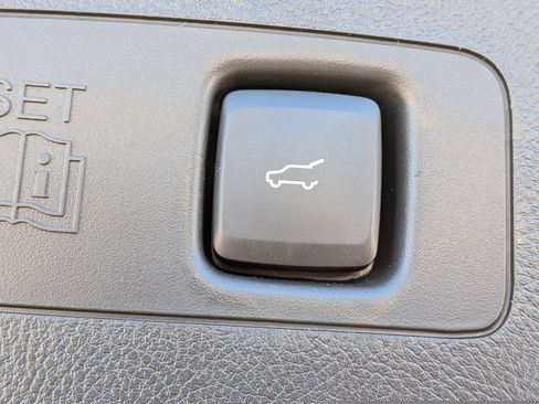 New 2026 Lincoln Corsair Reserve image 16