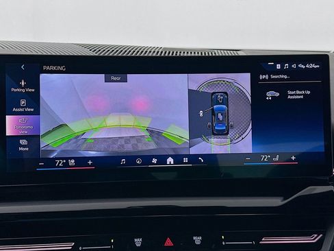 Used 2025 BMW 530i 530i w/ Premium Package image 14