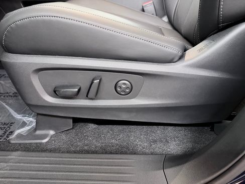 Certified 2026 INFINITI QX60 Luxe w/ Cargo Package FWD image 11