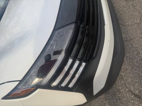 Used 2025 Nissan Kicks SR image 28