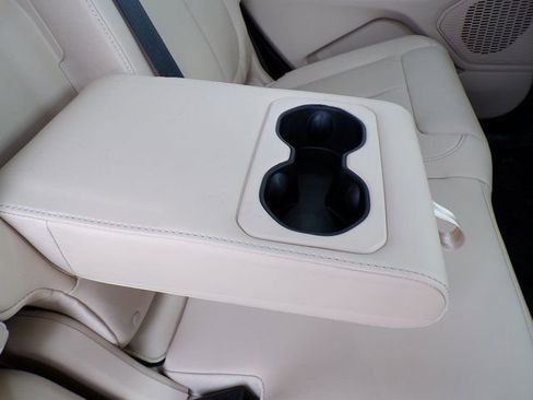 New 2025 Jeep Grand Cherokee L Limited w/ Black Appearance Package image 13