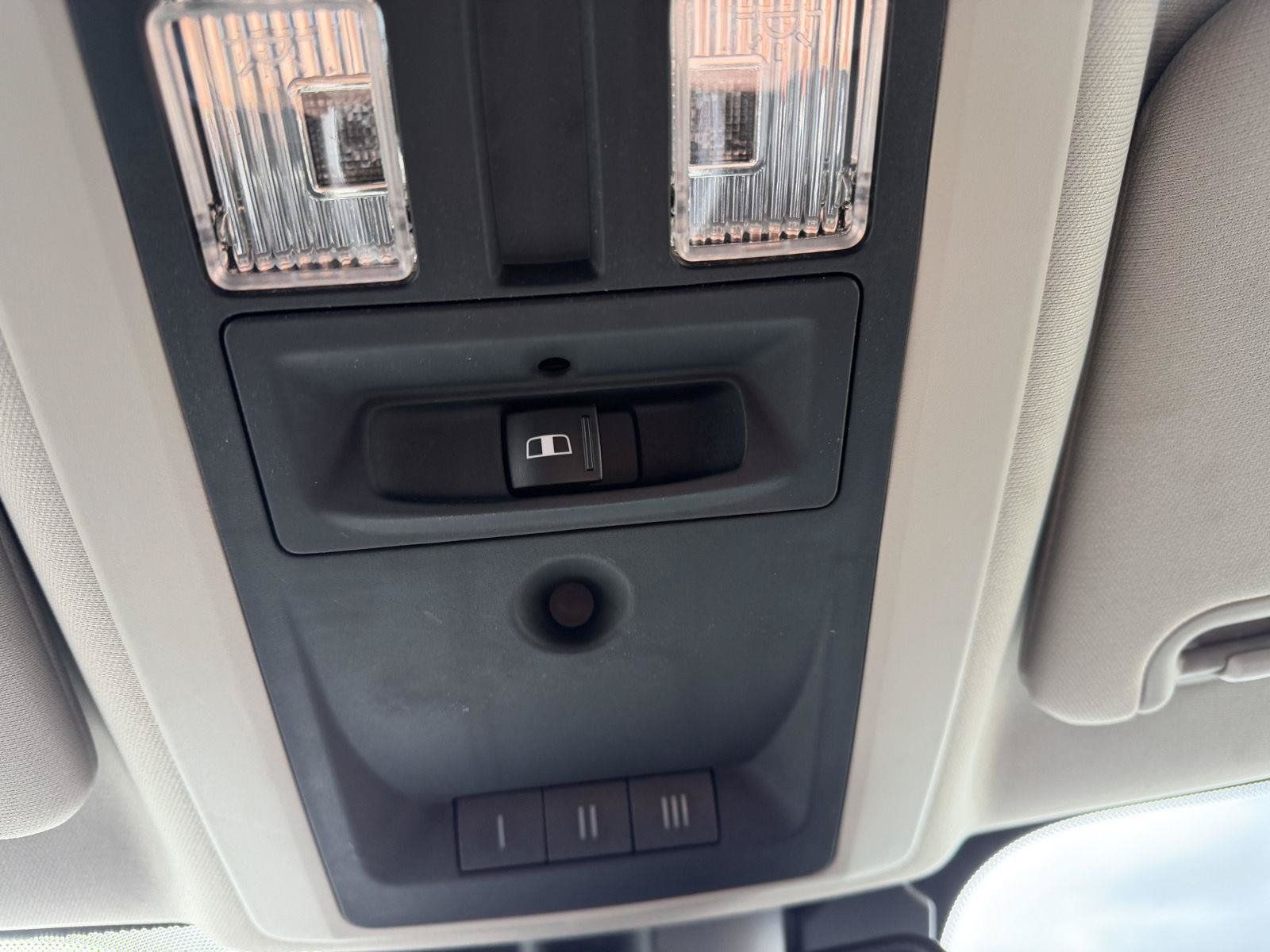 Used 2015 RAM 1500 Laramie w/ Convenience Group AWD/4WD image 21