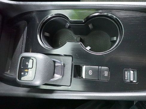 Used 2022 Nissan Rogue SV image 20