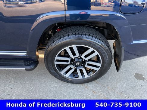 Used 2023 Toyota 4Runner Limited AWD/4WD image 11