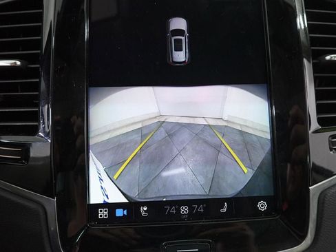 Used 2023 Volvo XC90 B6 Ultimate w/ Protection Package Premier image 18