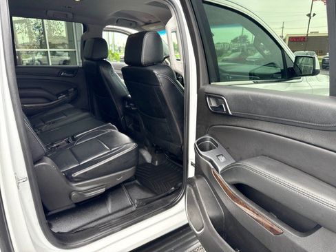 Used 2018 Chevrolet Suburban LS AWD/4WD image 26