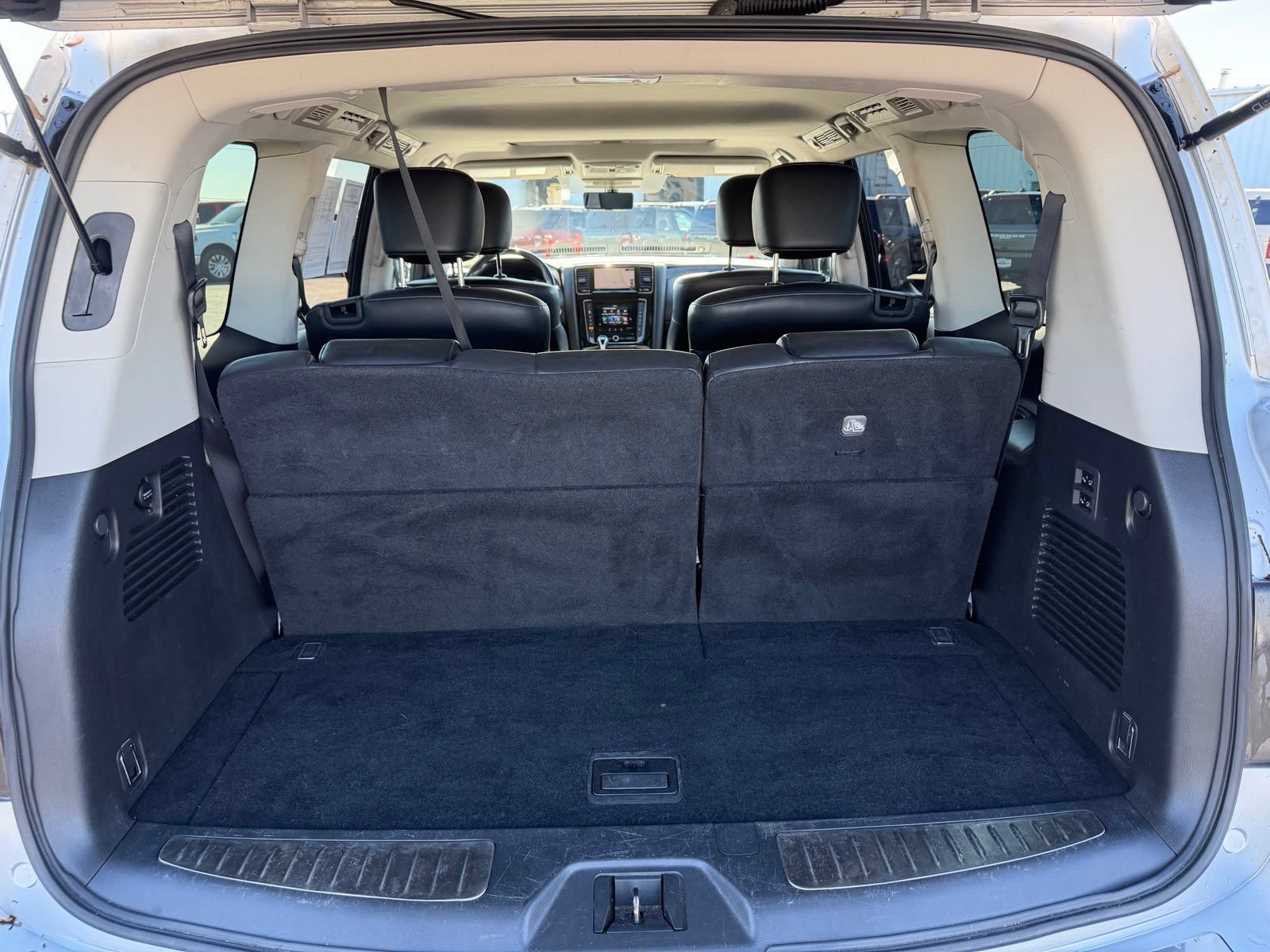 Used 2020 INFINITI QX80 Luxe w/ Proassist Package RWD image 11
