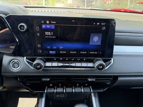 Used 2024 Chevrolet Colorado LT w/ LT Convenience Package II AWD/4WD image 22
