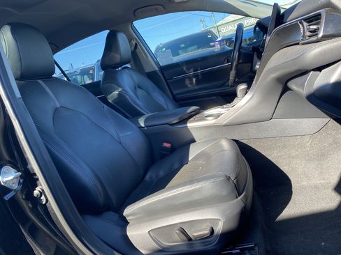 Used 2021 Toyota Camry XLE image 20