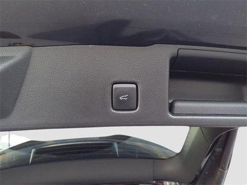 Used 2023 Ford Escape ST-Line Select image 8