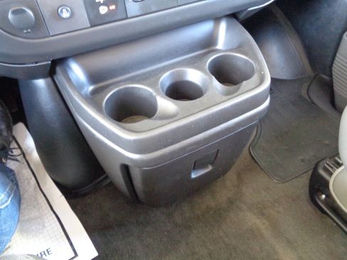 Used 2018 Chevrolet Express 2500 LT w/ LT Preferred Equipment Group image 30