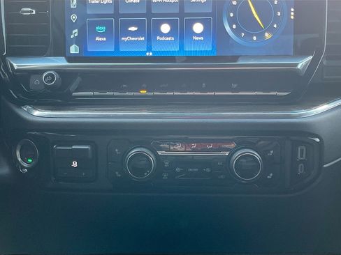 Used 2024 Chevrolet Silverado 1500 RST image 15