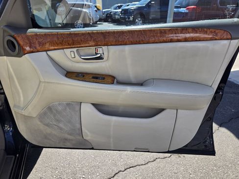 Used 2004 Lexus LS 430 image 19