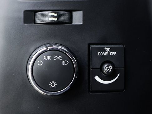 Used 2010 Chevrolet Silverado 1500 LT w/ Regional Value Package image 18