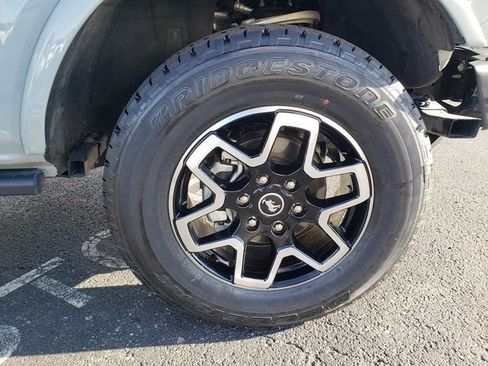 Used 2024 Ford Bronco Outer Banks image 23