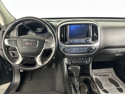Used 2019 GMC Canyon SLE w/ Driver Alert Package image 3