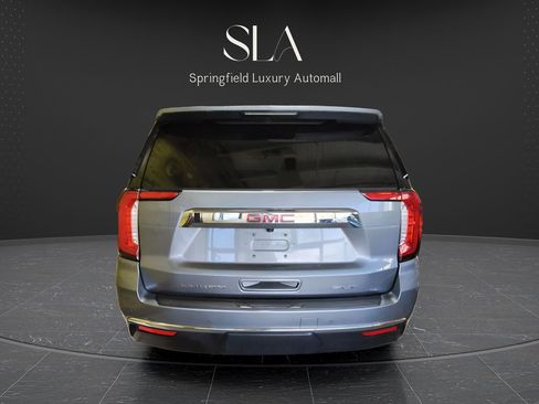 Used 2022 GMC Yukon XL SLT AWD/4WD image 5