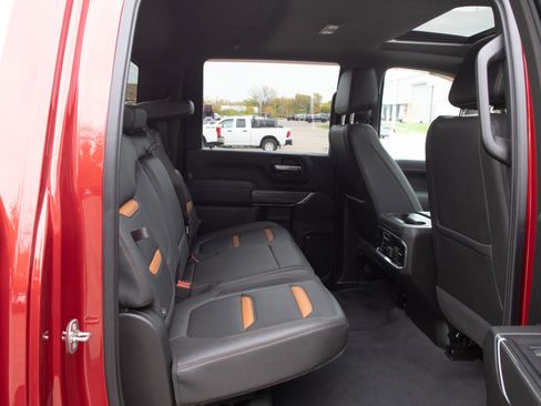 Used 2023 GMC Sierra 2500 AT4 w/ AT4 Preferred Package image 17