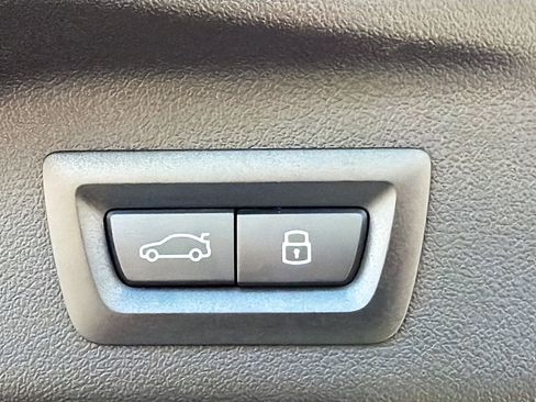 New 2026 BMW X7 xDrive40i w/ M Sport Package image 13