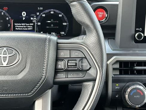 Used 2025 Toyota 4Runner TRD Off-Road AWD/4WD image 9