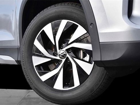 New 2025 Volkswagen Tiguan S image 3