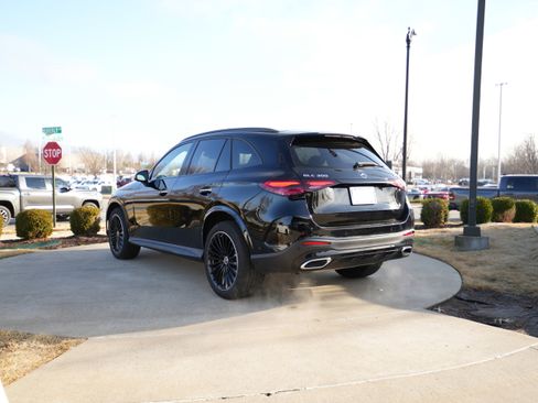 Used 2026 Mercedes-Benz GLC 300 4MATIC image 5