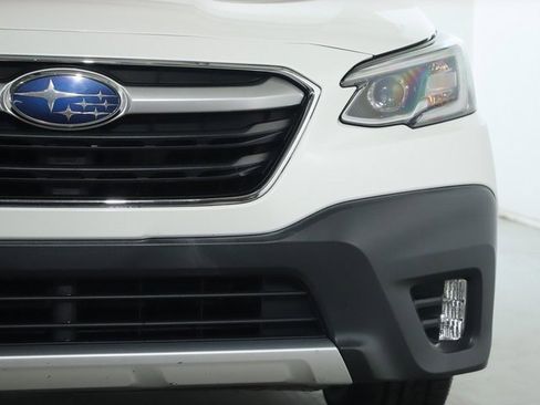 Used 2020 Subaru Outback Limited image 7