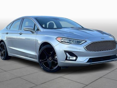 Used 2020 Ford Fusion Titanium image 4