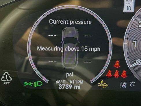 Certified 2025 Porsche Cayenne image 16