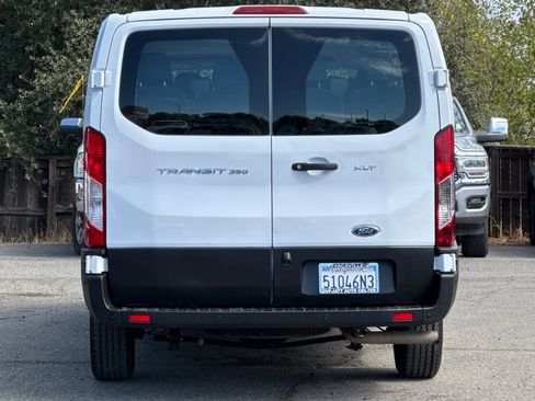 Certified 2022 Ford Transit 350 XLT image 5