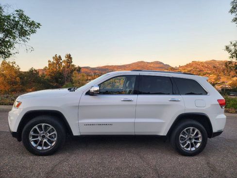 Used 2015 Jeep Grand Cherokee Limited AWD/4WD image 16