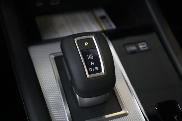 New 2026 Nissan Rogue Platinum AWD/4WD image 19