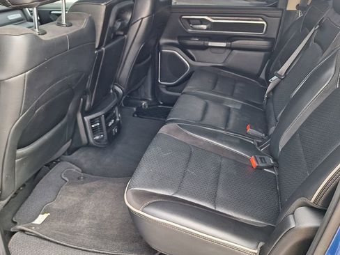 Used 2019 RAM 1500 Laramie AWD/4WD image 12
