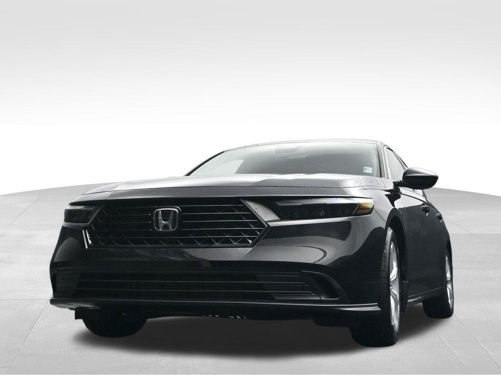 Used 2025 Honda Accord LX image 38