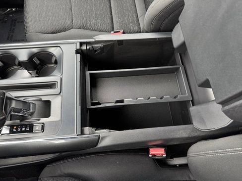 Certified 2022 Ford F150 XLT w/ Equipment Group 302A High image 19