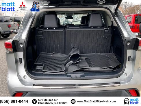 Used 2022 Toyota Highlander XLE image 36