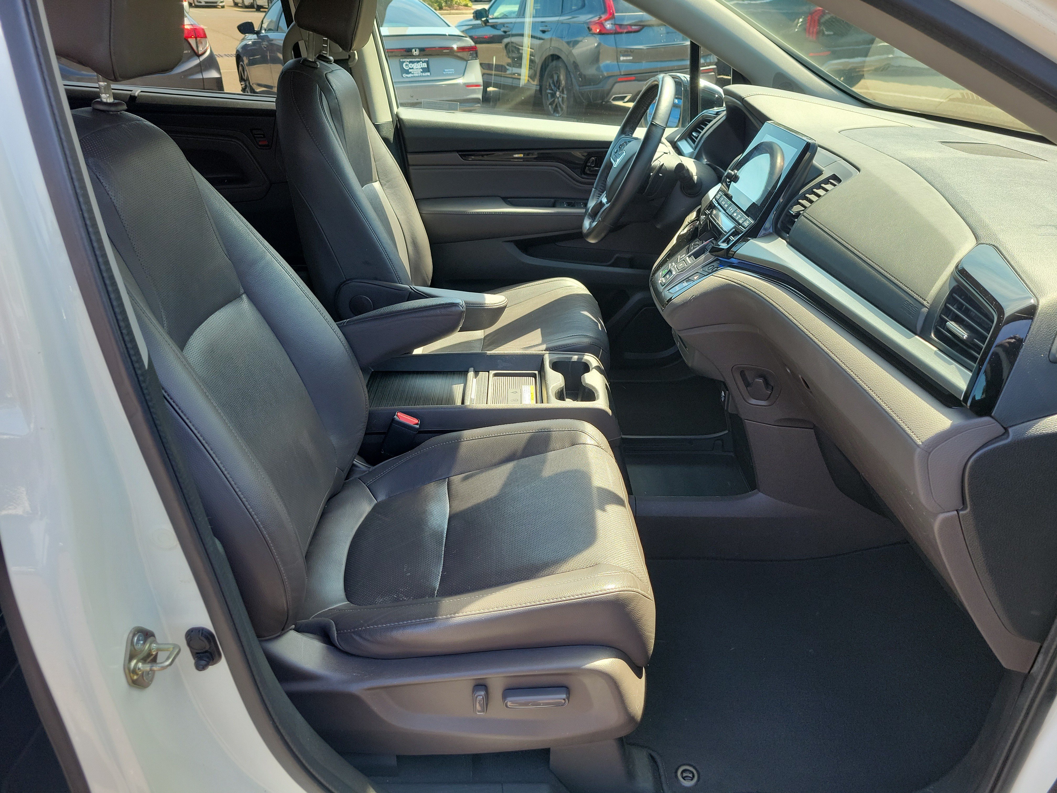 Used 2018 Honda Odyssey Elite image 18