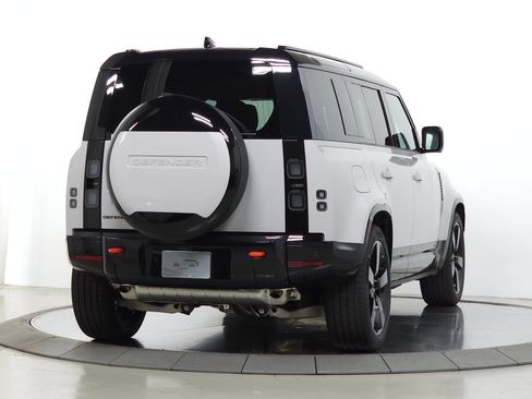 Used 2026 Land Rover Defender 110 X AWD/4WD image 5