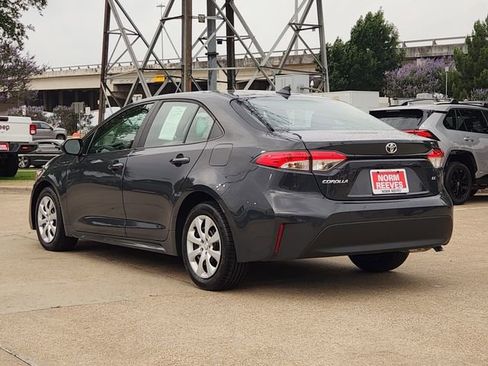 Used 2024 Toyota Corolla LE FWD image 4