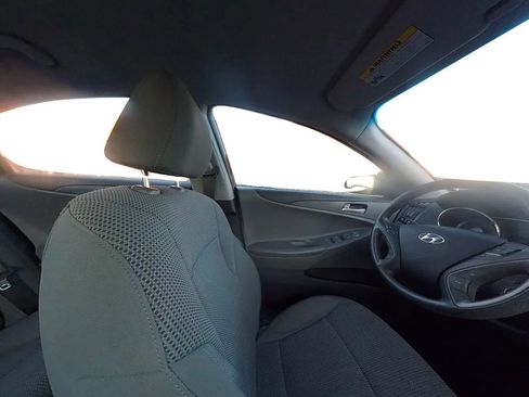 Used 2013 Hyundai Sonata GLS image 26