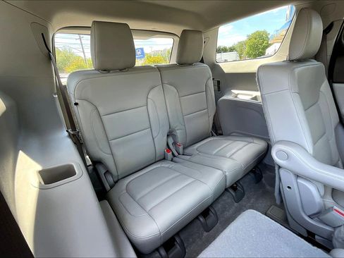 Used 2017 GMC Acadia SLT FWD image 30