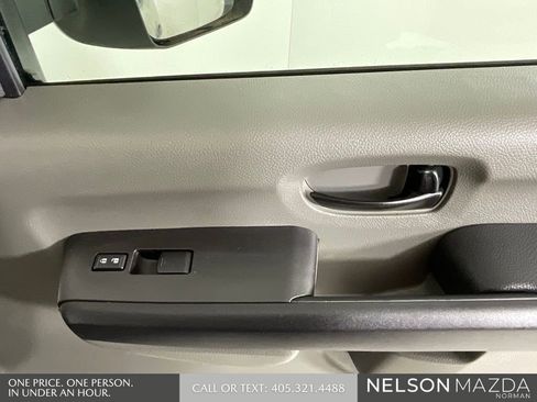 Used 2021 Nissan NV 2500 SV w/ Navigation Package RWD image 19