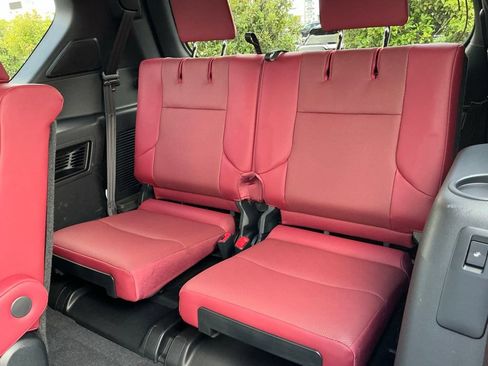Certified 2023 Lexus GX 460 Premium AWD/4WD image 18