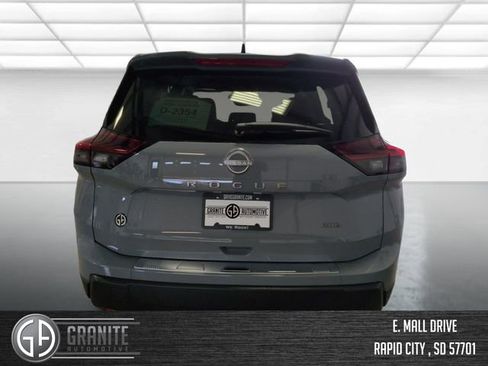 New 2026 Nissan Rogue SV AWD/4WD image 4