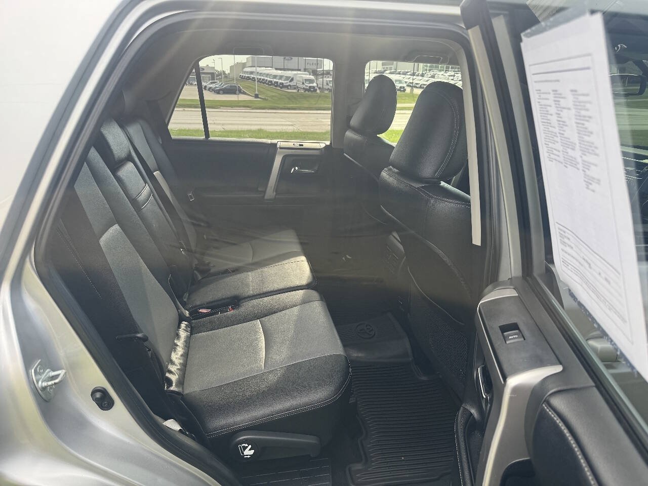 Used 2017 Toyota 4Runner SR5 Premium AWD/4WD image 14
